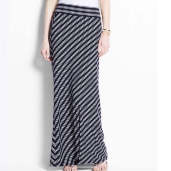 Ann Taylor Dresses & Skirts - Ann Taylor Navy & White Diagonal Striped Maxi Skirt